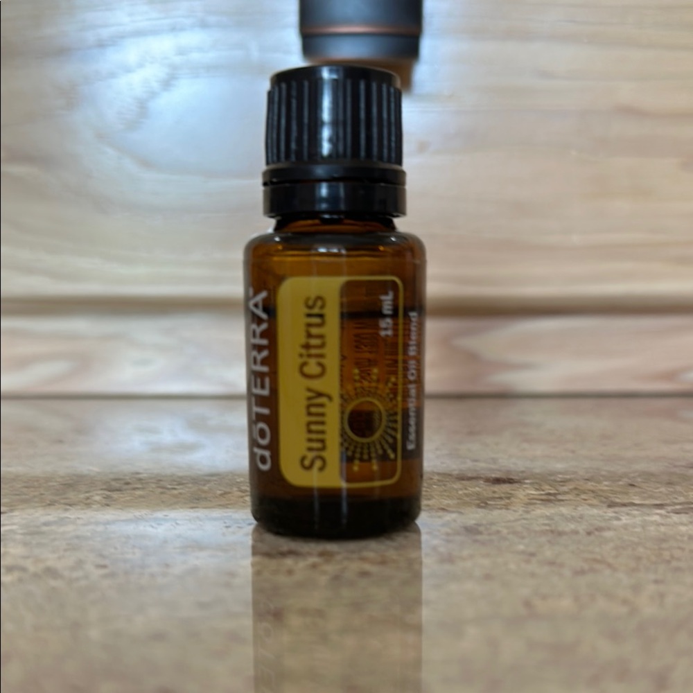 doTERRA Sunny Citrus Serum - Amber Bottle